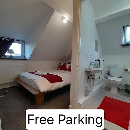 Entire Victoria Park Cardiff Apartment With Free Street Parking Bus 17 And 18 Direct To Cardiff City Centre, Fast Free Wi-Fi Esterno foto