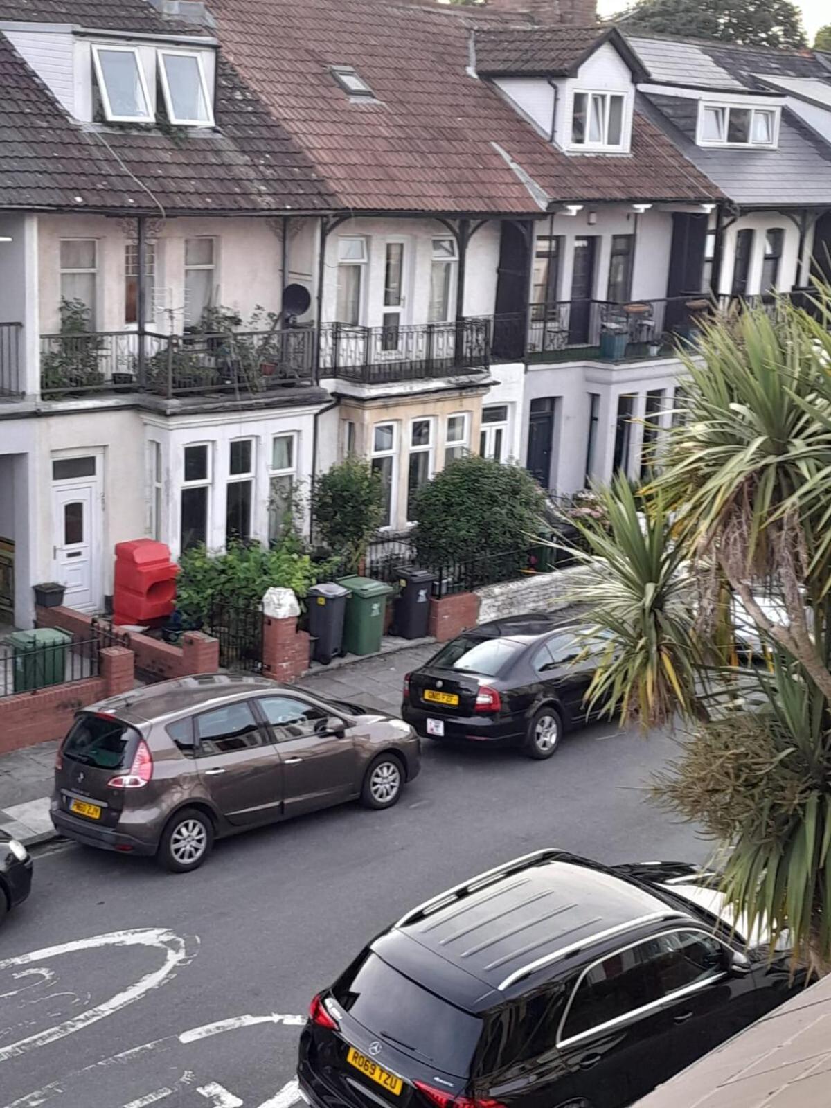 Entire Victoria Park Cardiff Apartment With Free Street Parking Bus 17 And 18 Direct To Cardiff City Centre, Fast Free Wi-Fi Esterno foto