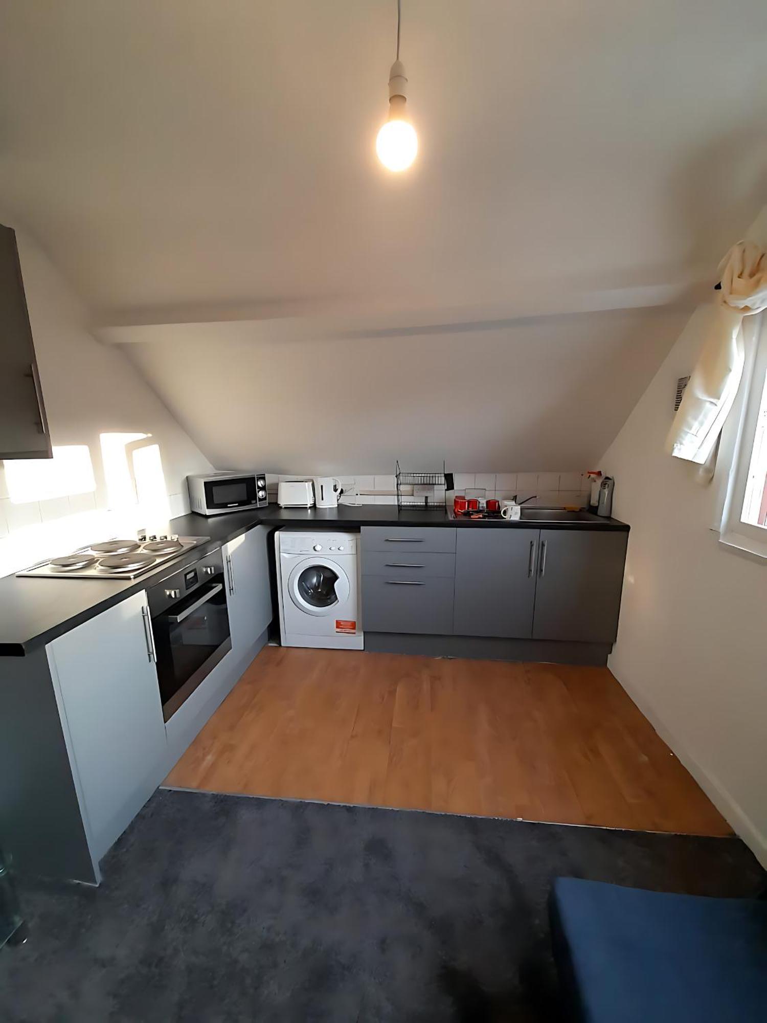 Entire Victoria Park Cardiff Apartment With Free Street Parking Bus 17 And 18 Direct To Cardiff City Centre, Fast Free Wi-Fi Esterno foto