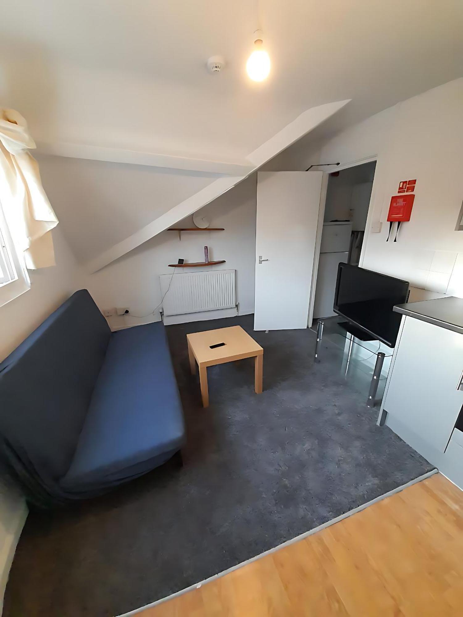 Entire Victoria Park Cardiff Apartment With Free Street Parking Bus 17 And 18 Direct To Cardiff City Centre, Fast Free Wi-Fi Esterno foto